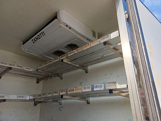 Vehicle image 8 / 13