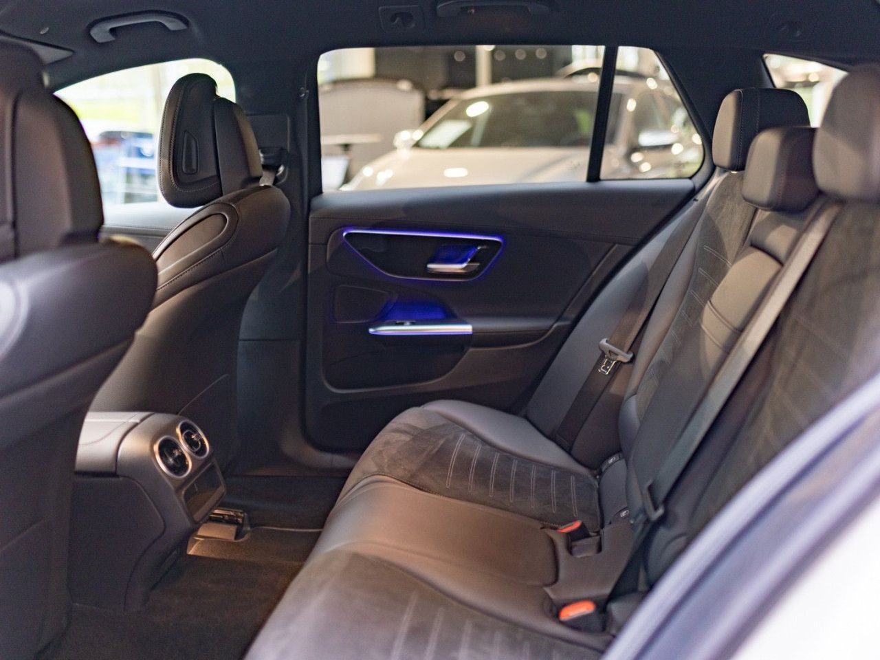 Mercedes-Benz C-Klasse – Bild 25