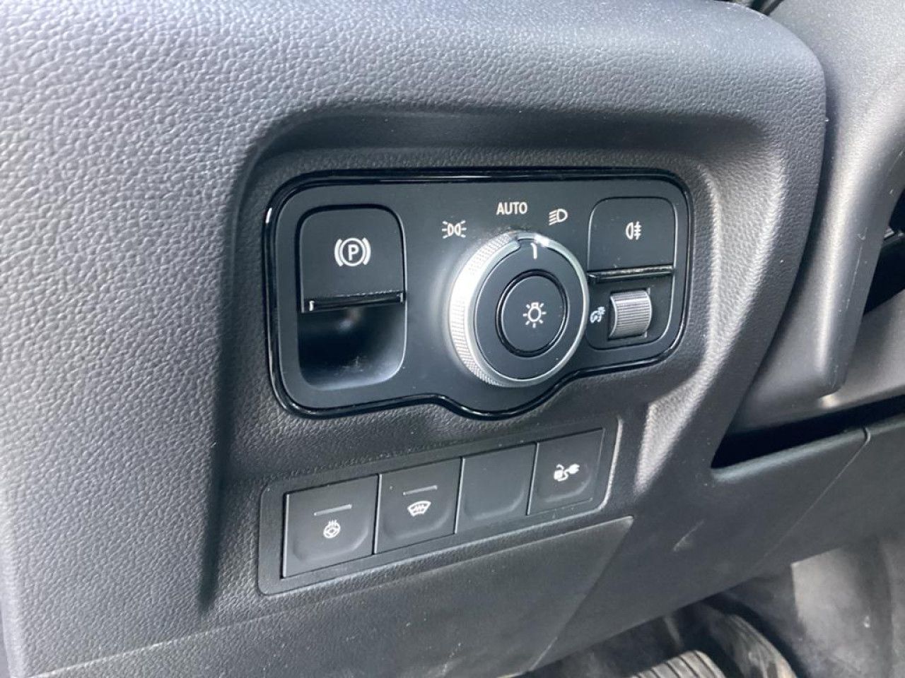 Fahrzeugbild 14 / 16