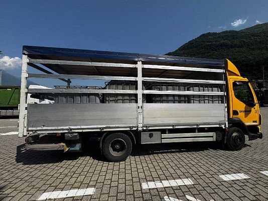 Vehicle image 6 / 11