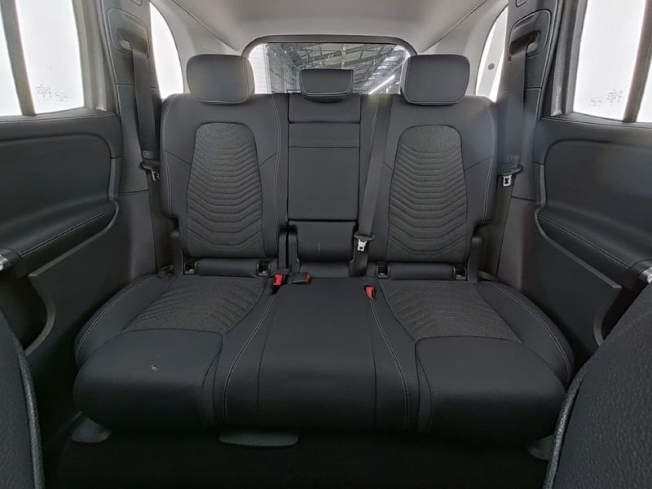 Mercedes-Benz GLB – Bild 7