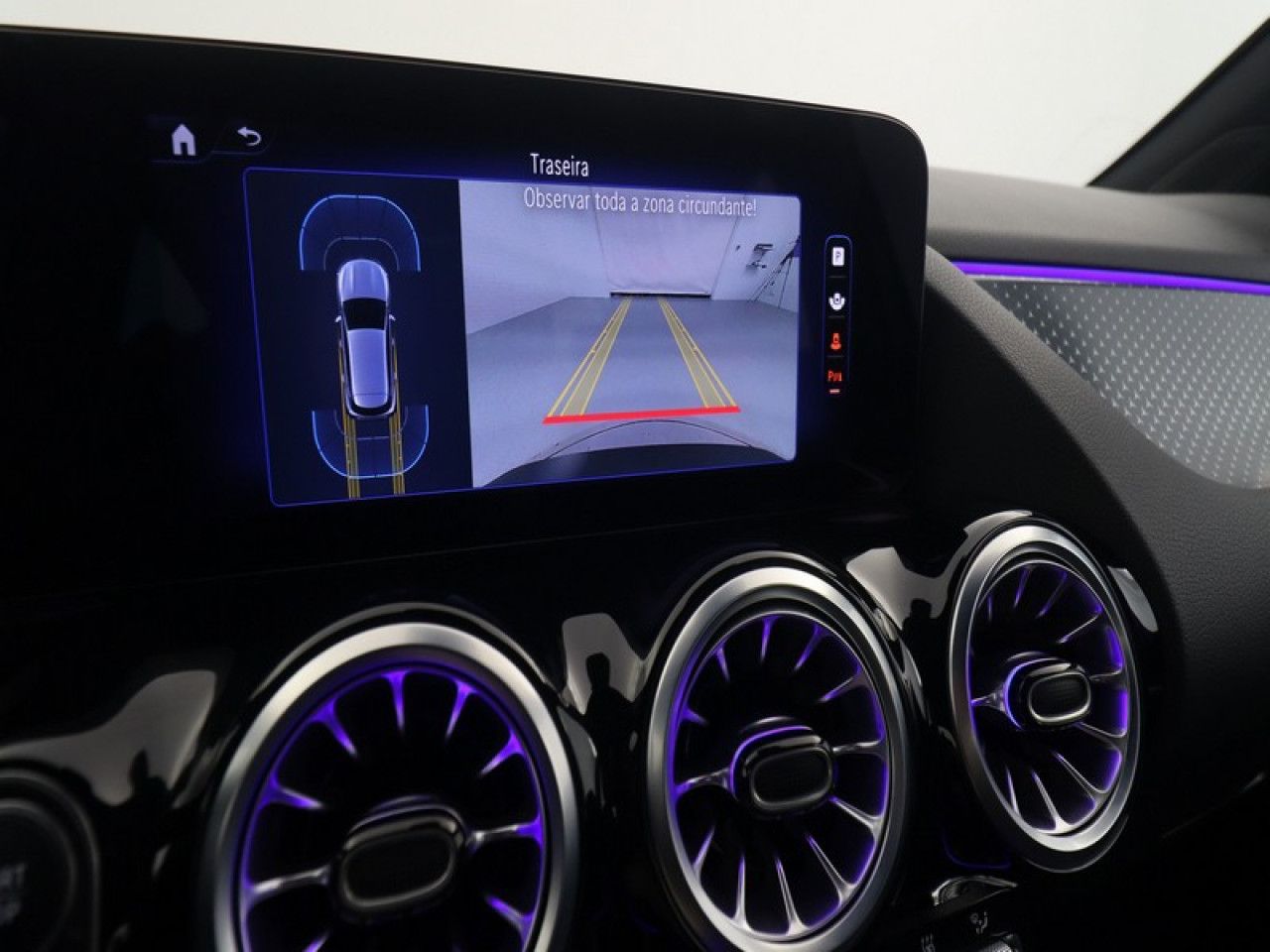 Imagem do veículo 9 / 18