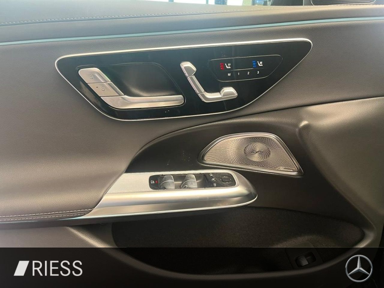 Mercedes-Benz E-Klasse – Bild 3