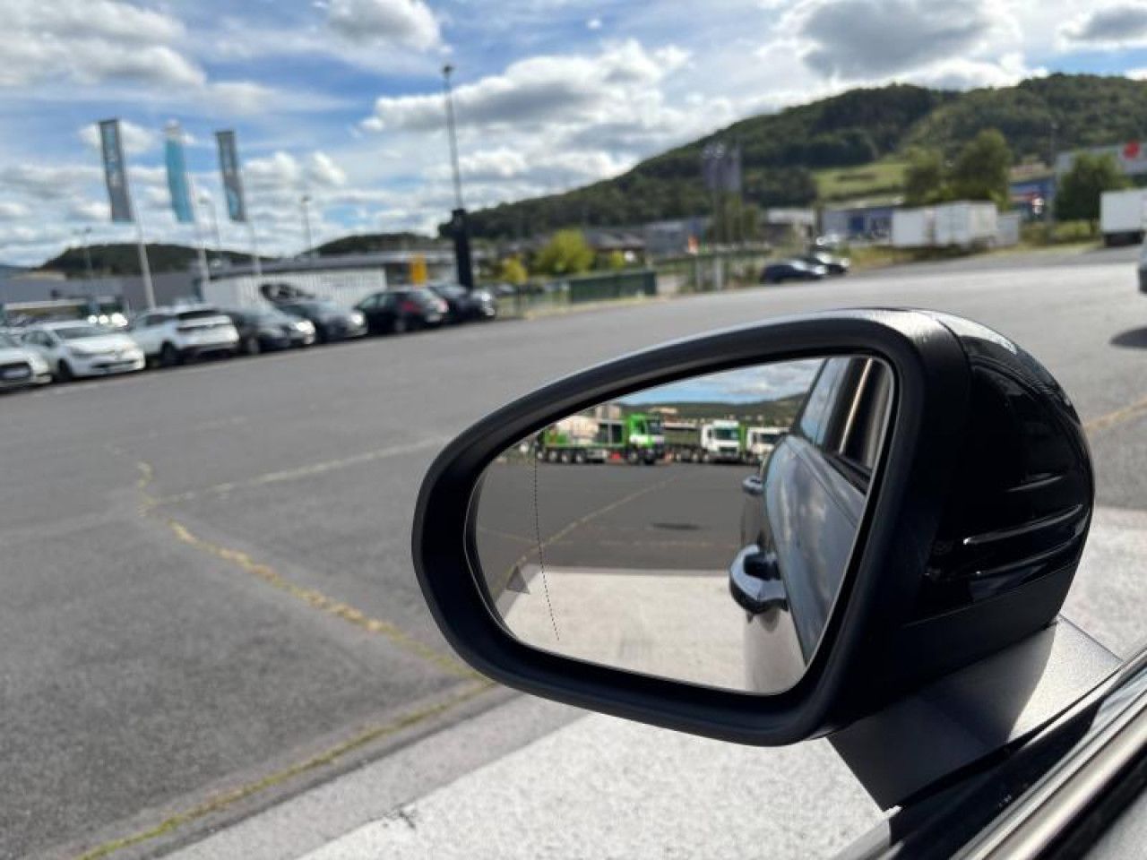 Photo du v&eacute;hicule 12 / 16