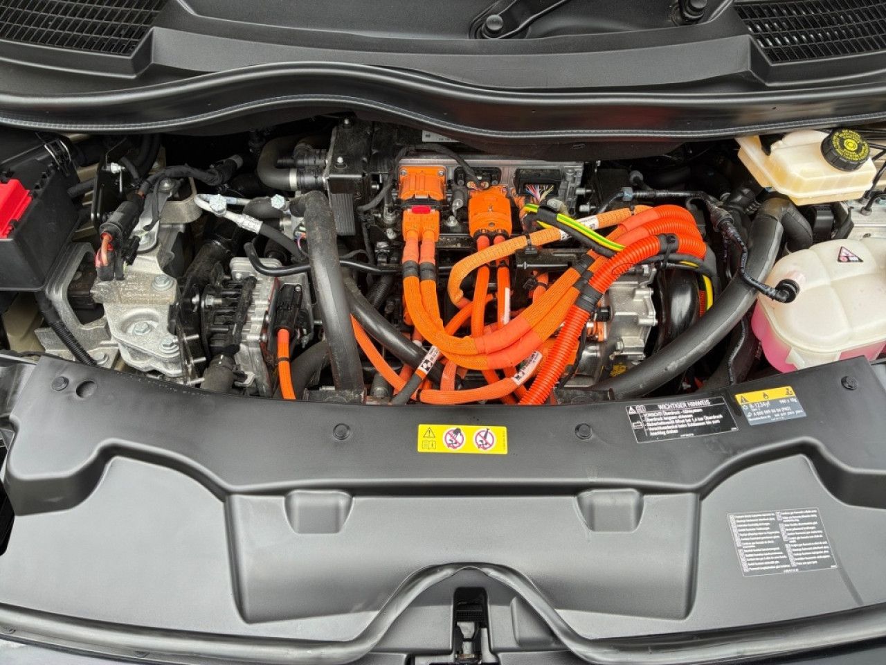 Mercedes-Benz EQV – Bild 4