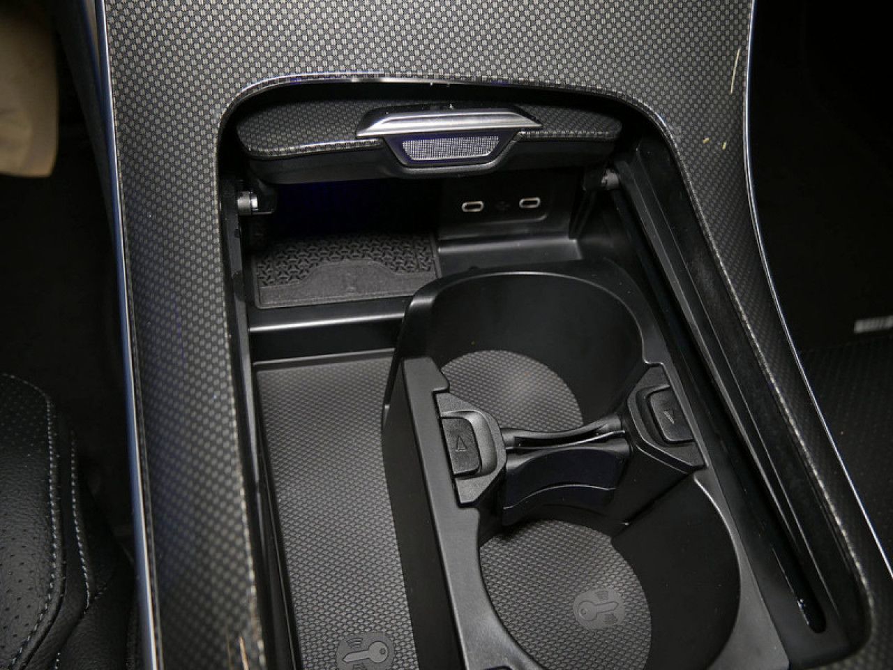 Mercedes-Benz C-Klasse – Bild 18