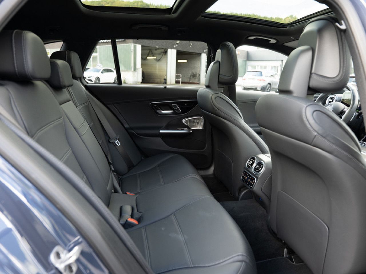 Mercedes-Benz C-Klasse – Bild 4