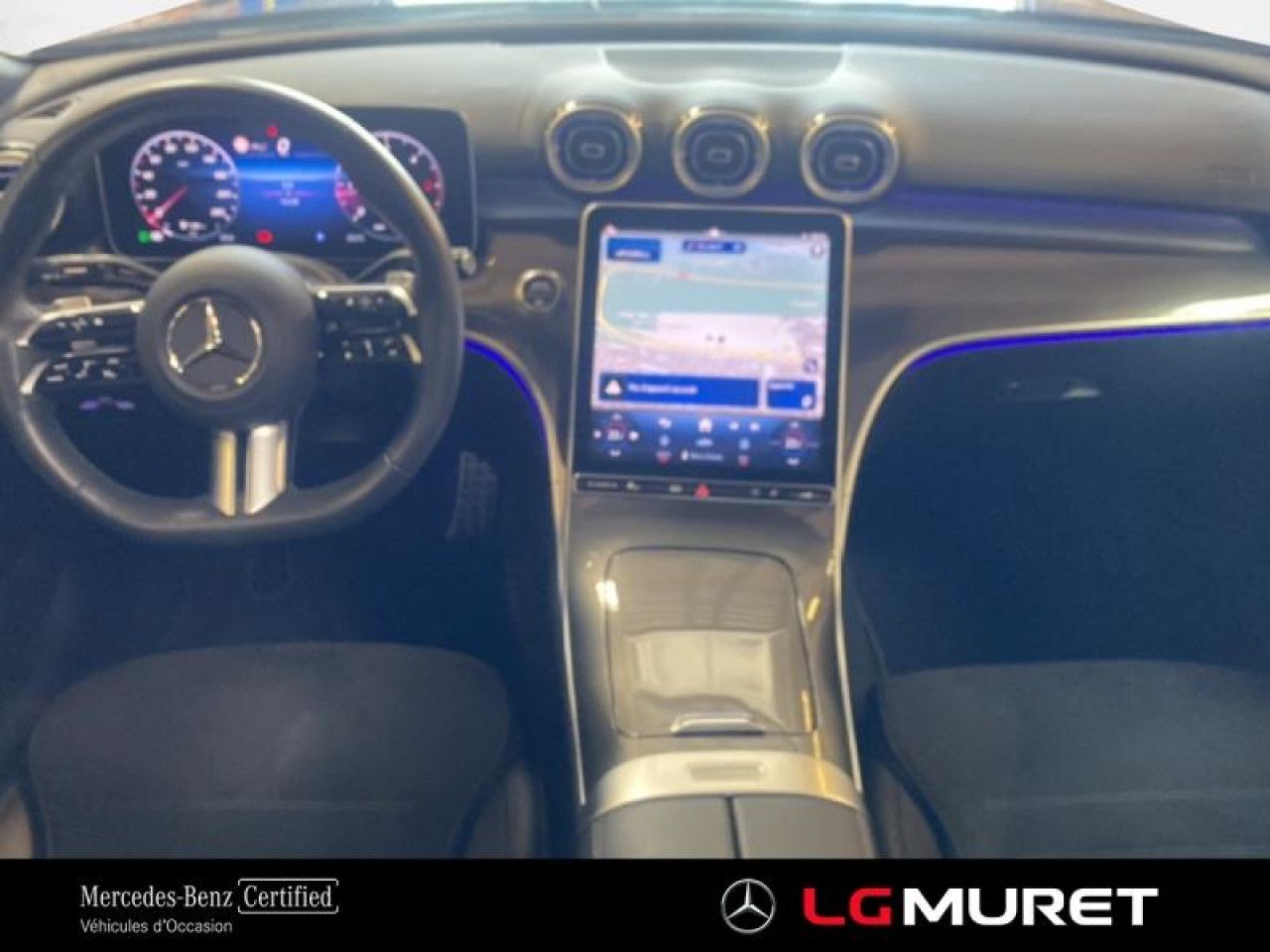 Photo du v&eacute;hicule 9 / 18