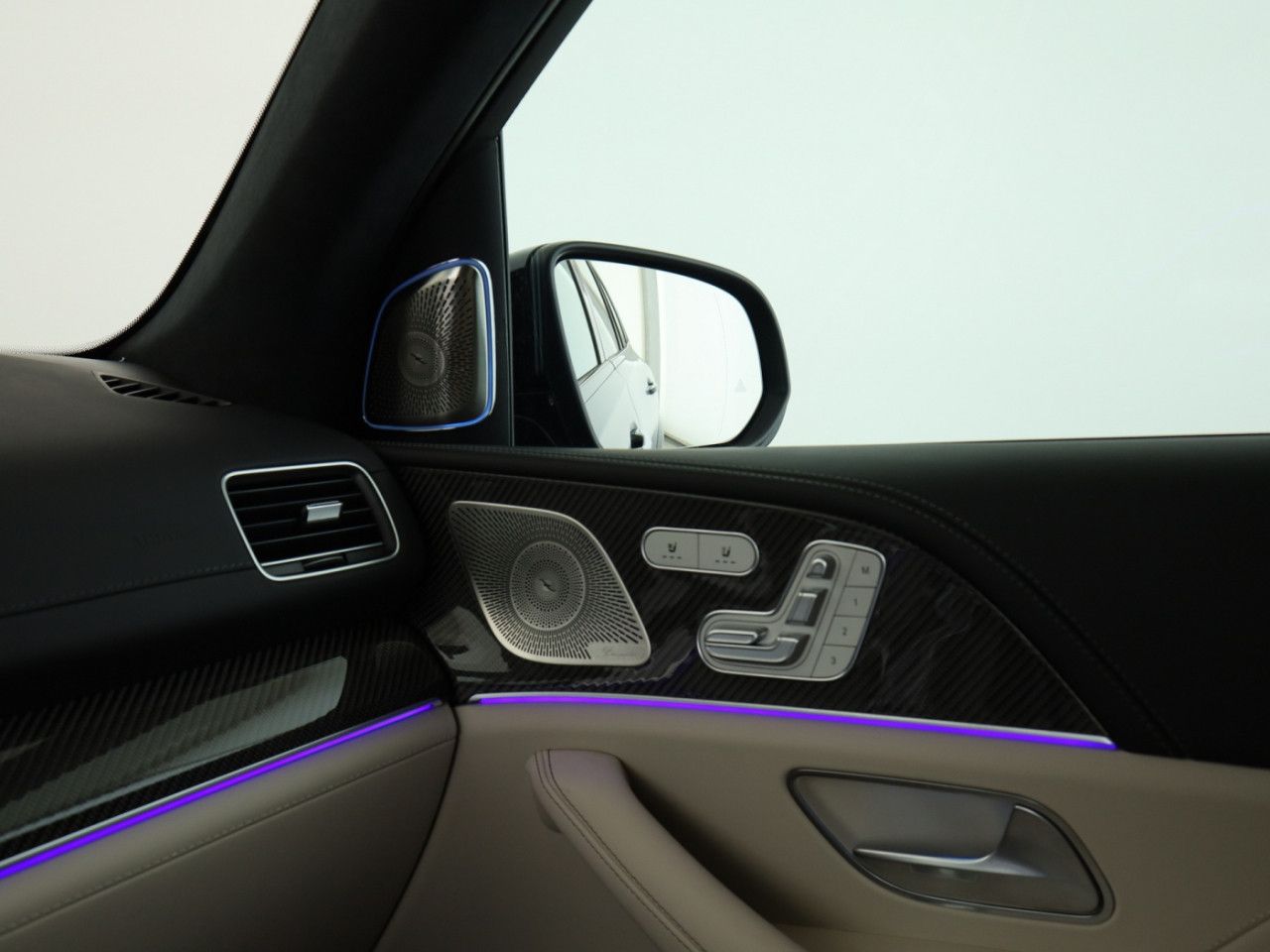 Mercedes-Benz GLS – Bild 16