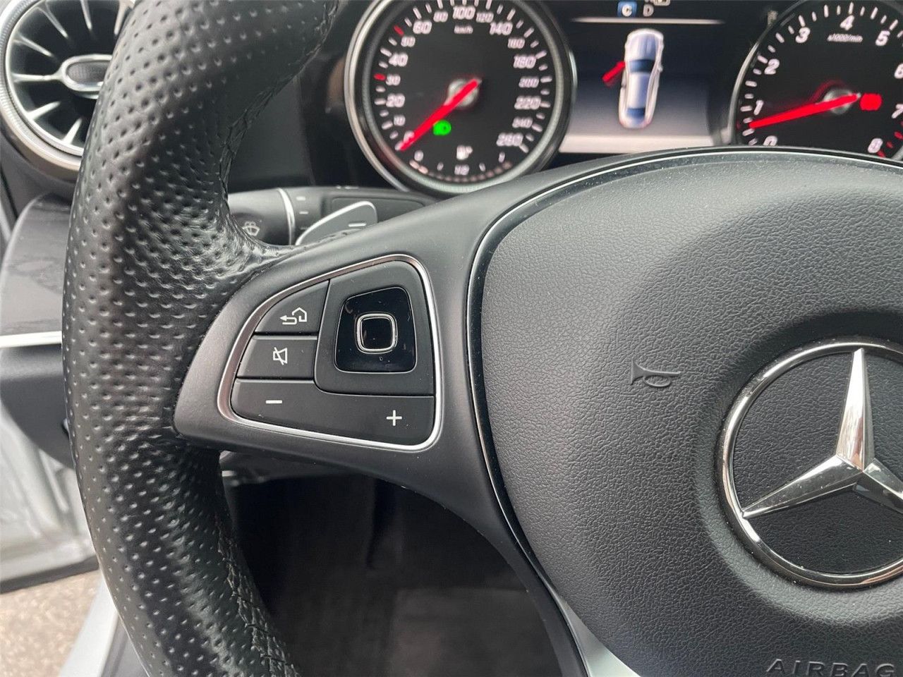 Fahrzeugbild 14 / 25