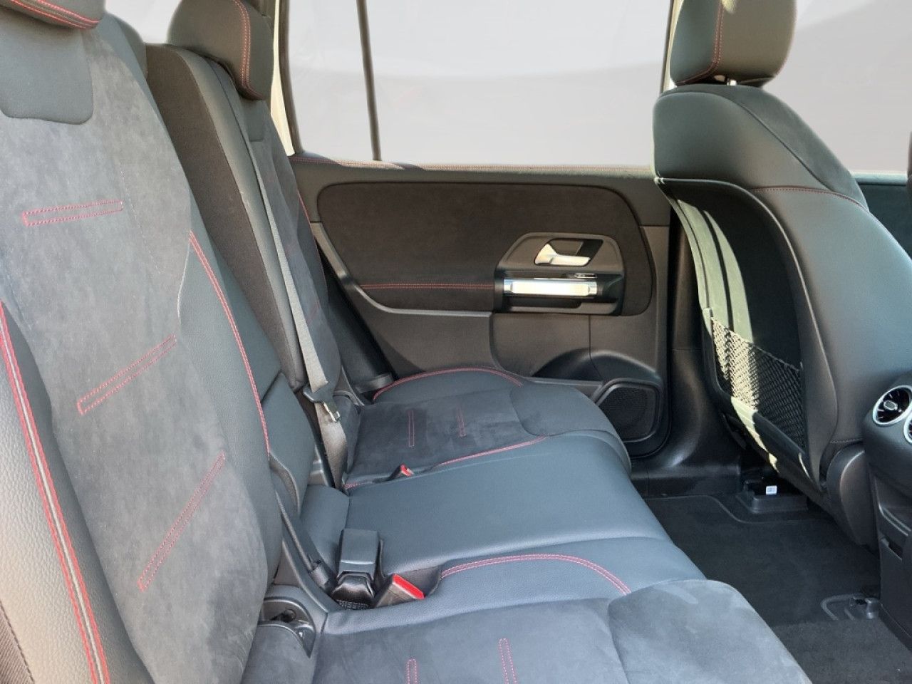 Mercedes-Benz EQB – Bild 12