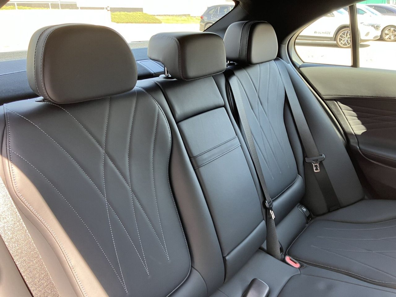 Mercedes-Benz C-Klasse – Bild 8