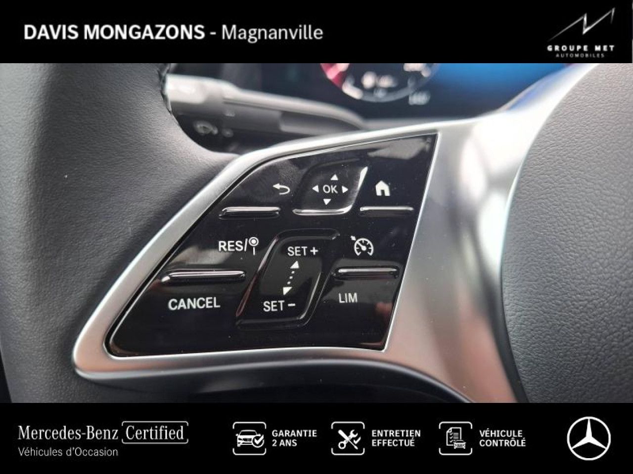 Photo du v&eacute;hicule 16 / 18