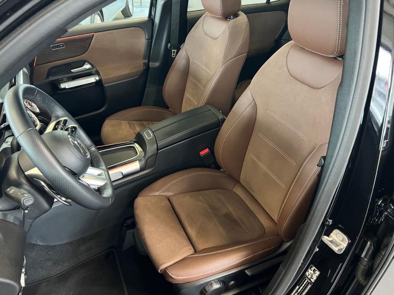 Mercedes-Benz GLB – Bild 14