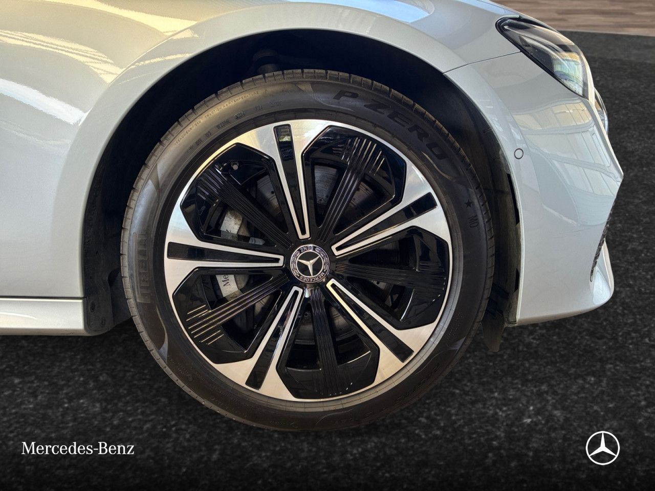 Mercedes-Benz E-Klasse – Bild 4