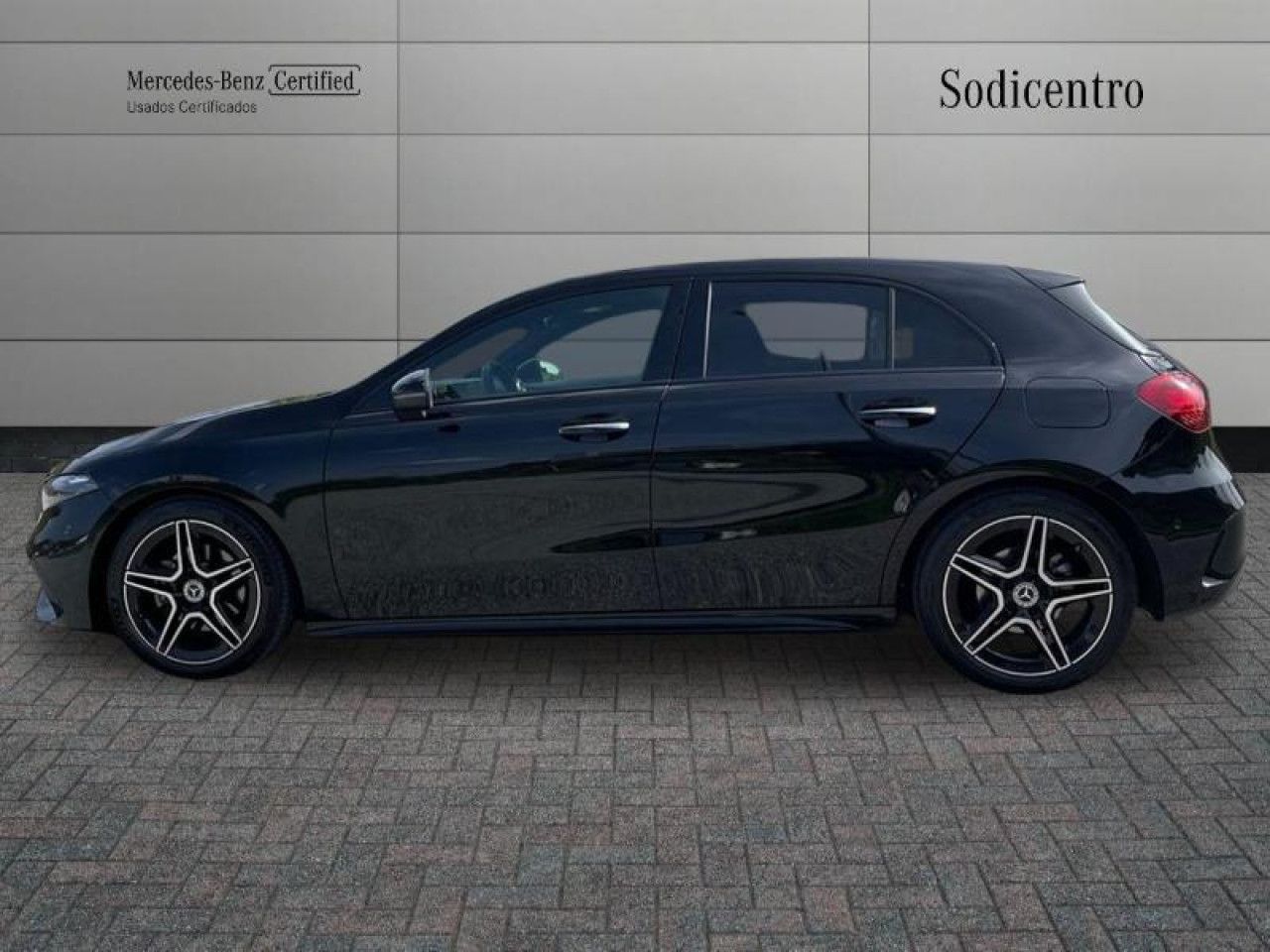 Imagem do ve&iacute;culo 9 / 20