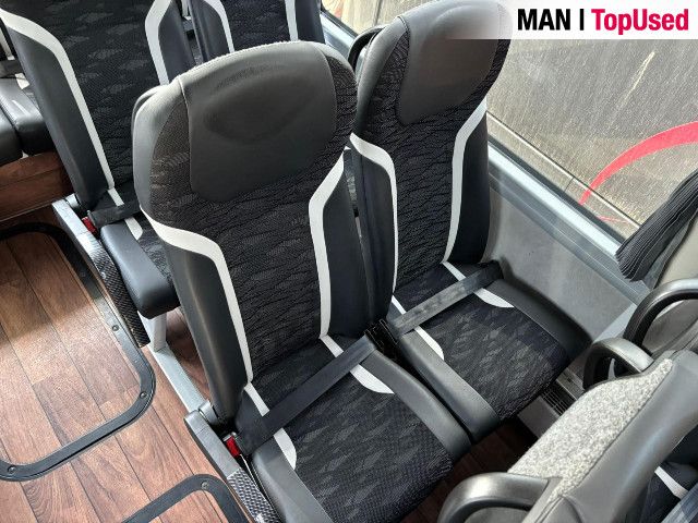 MAN Lion's Coach R10 28
