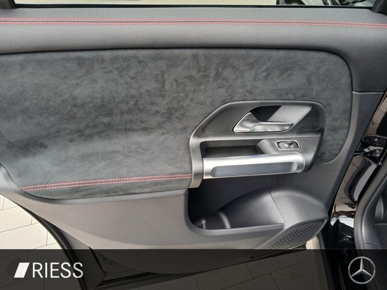 Mercedes-Benz GLB – Bild 12