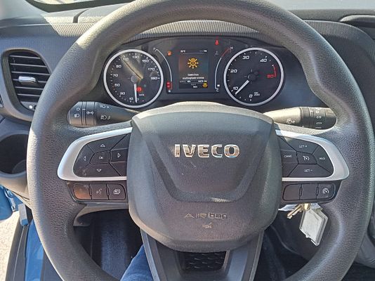Vehicle image 7 / 7