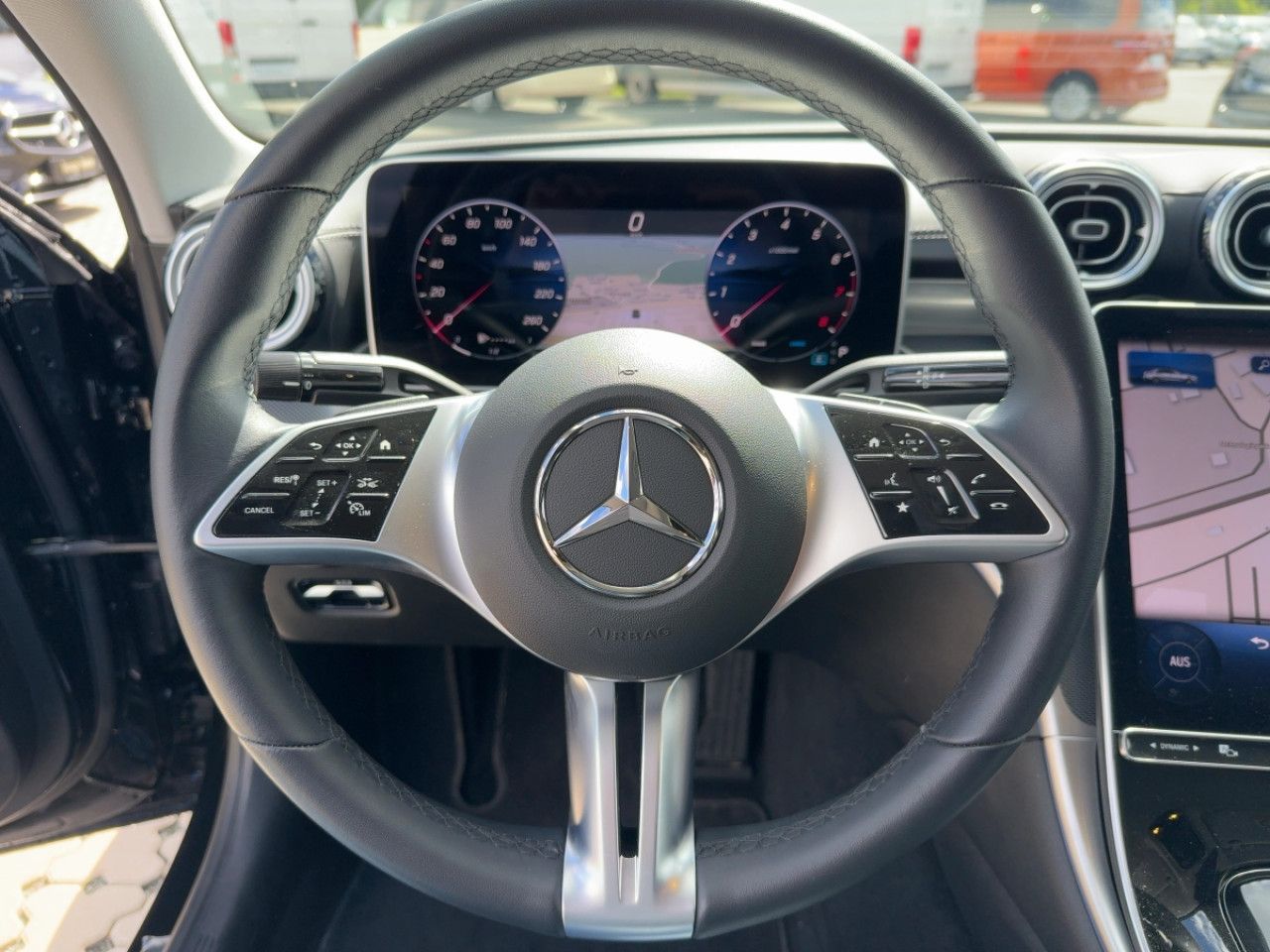 Mercedes-Benz C-Klasse – Bild 9