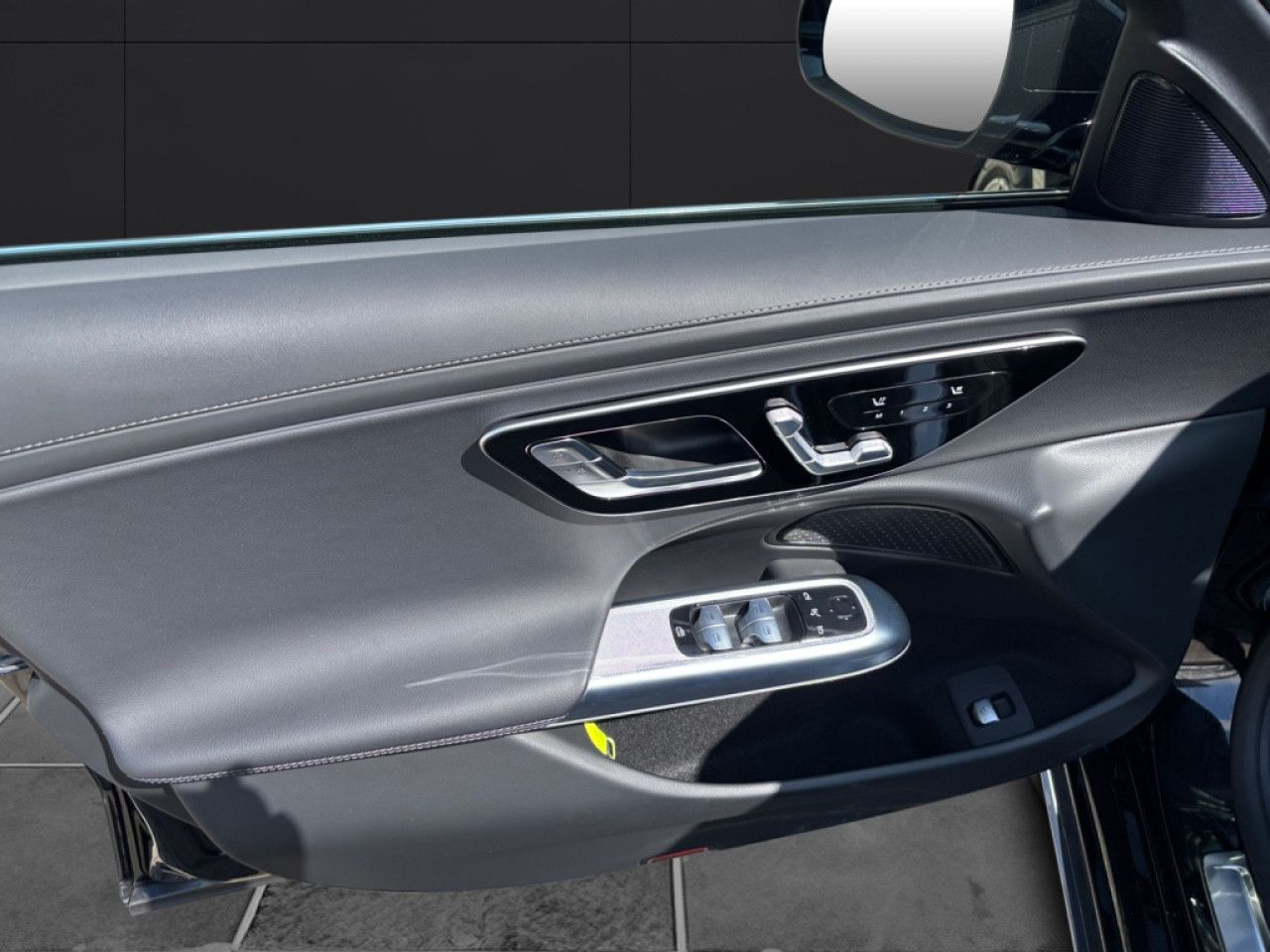 Mercedes-Benz E-Klasse – Bild 9