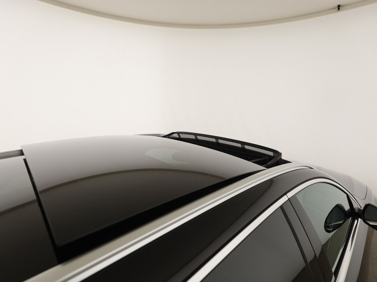 Mercedes-Benz E-Klasse – Bild 21