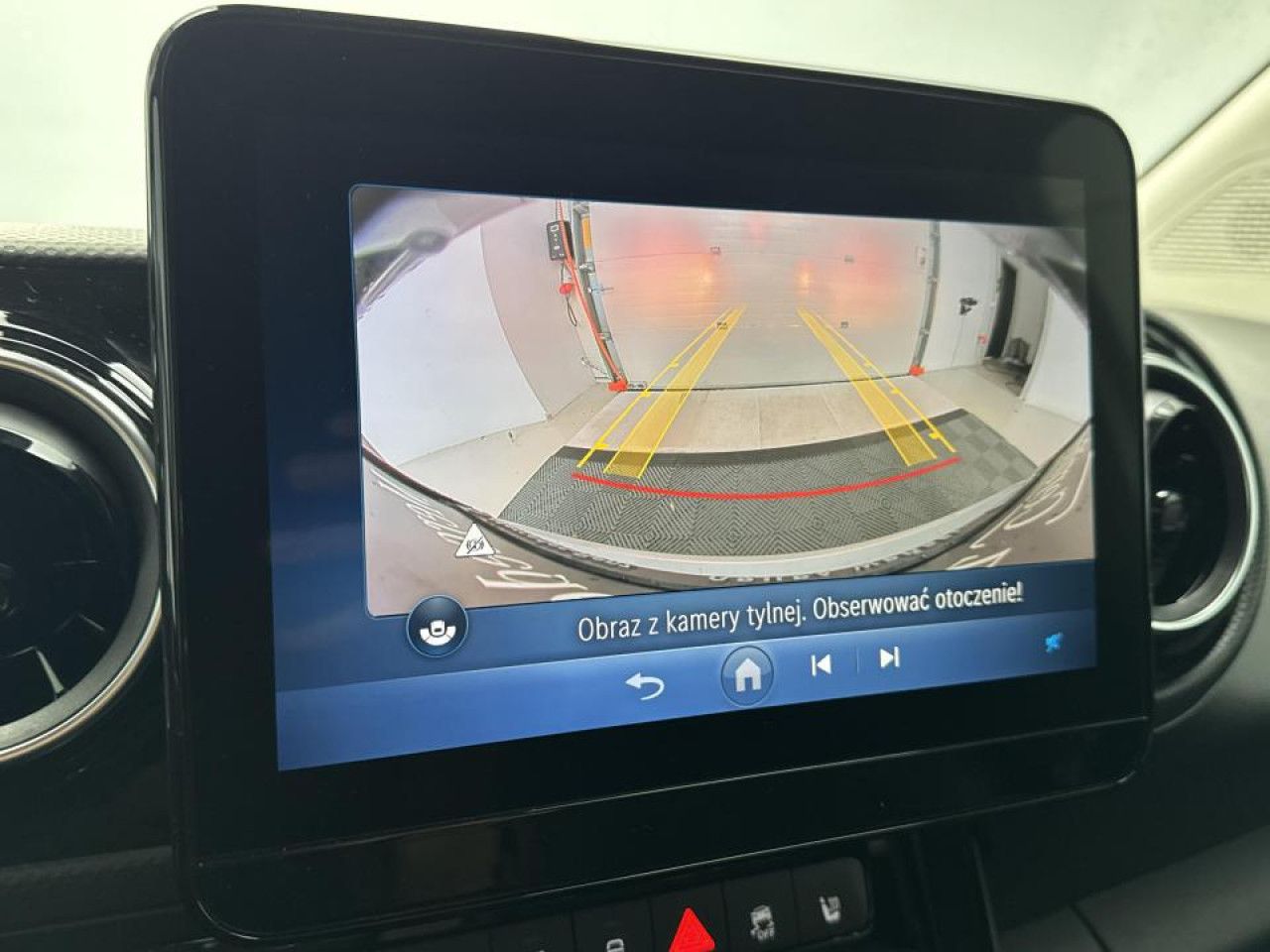 Zdjęcie pojazdu 14 / 20