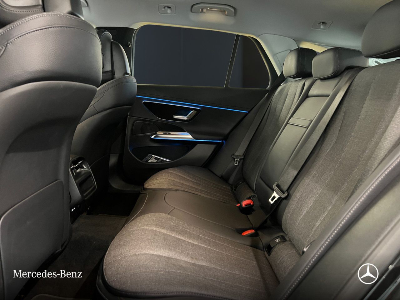 Mercedes-Benz E-Klasse – Bild 15