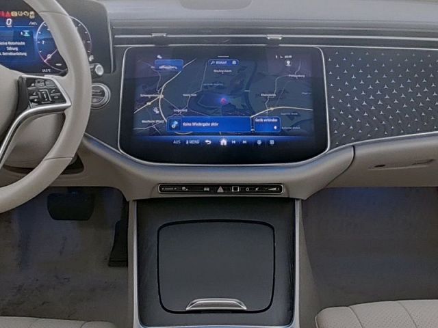 MERCEDES-BENZ E-Class 2025 — imagine 4