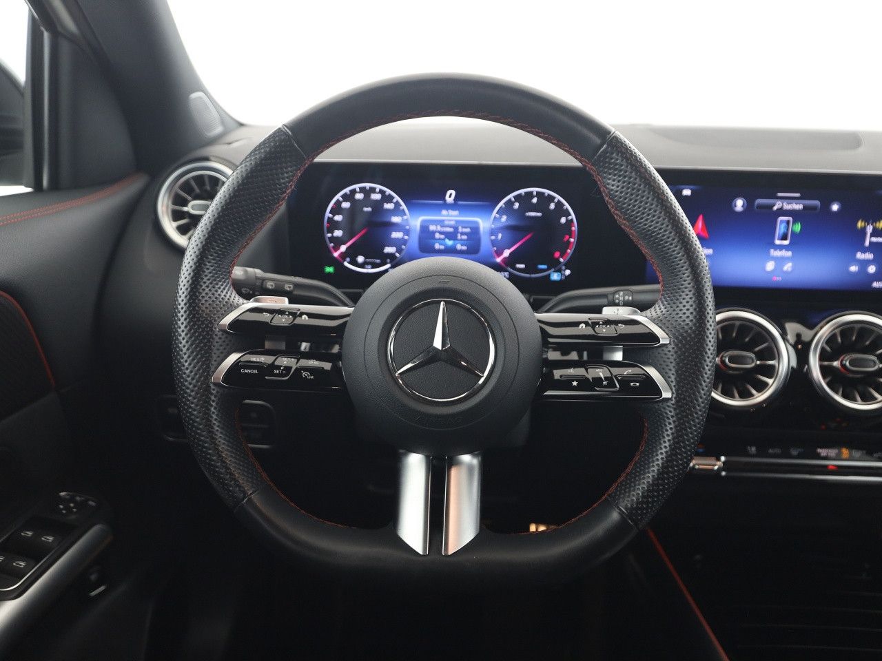 Mercedes-Benz GLA – Bild 11