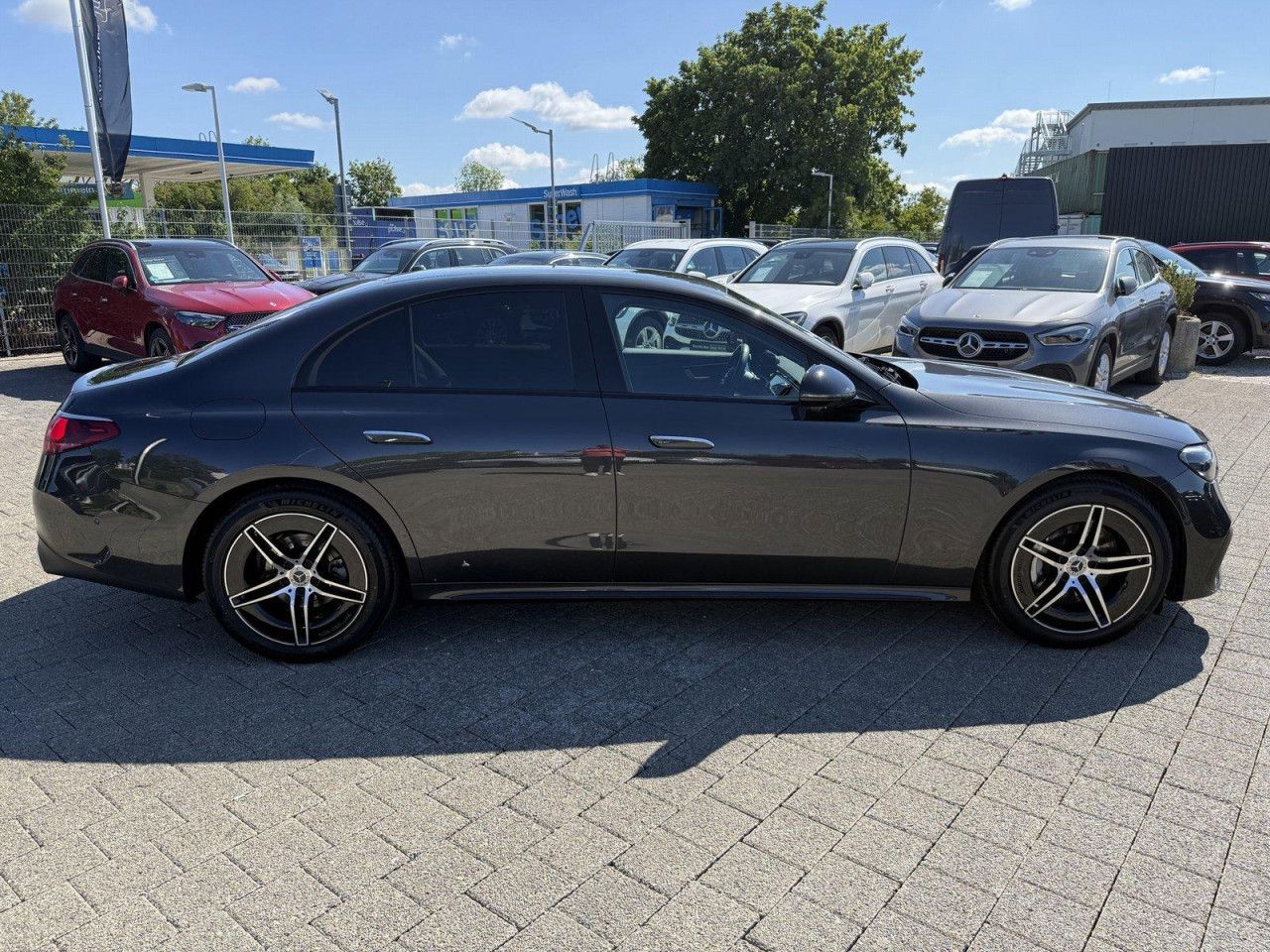 Mercedes-Benz E-Klasse – Bild 13
