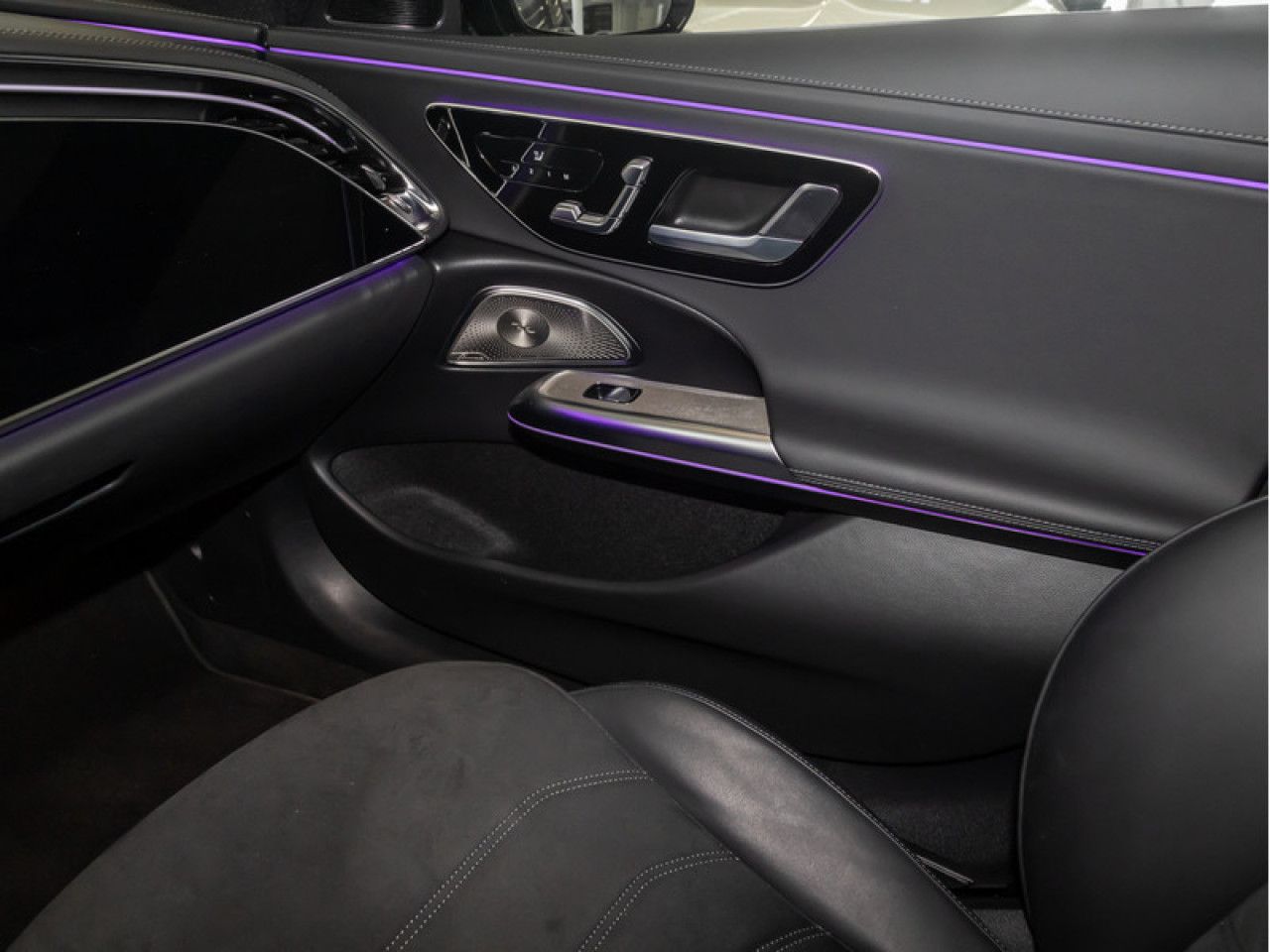 Mercedes-Benz E-Klasse – Bild 17