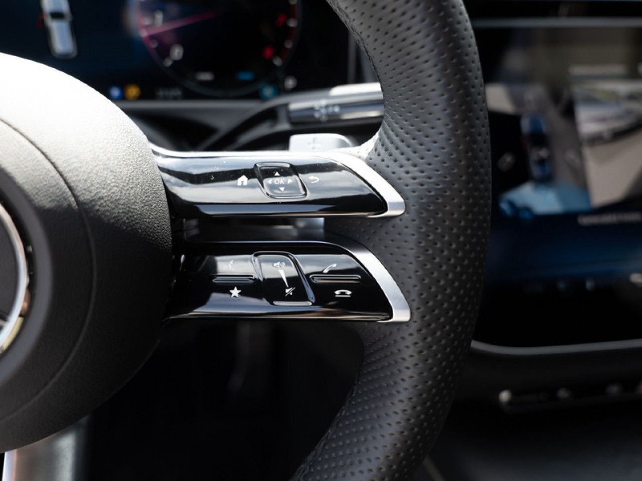 Mercedes-Benz E-Klasse – Bild 16