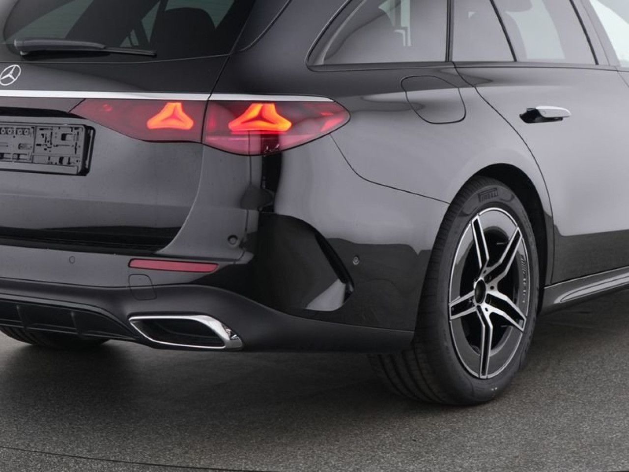 Mercedes-Benz E-Klasse – Bild 3