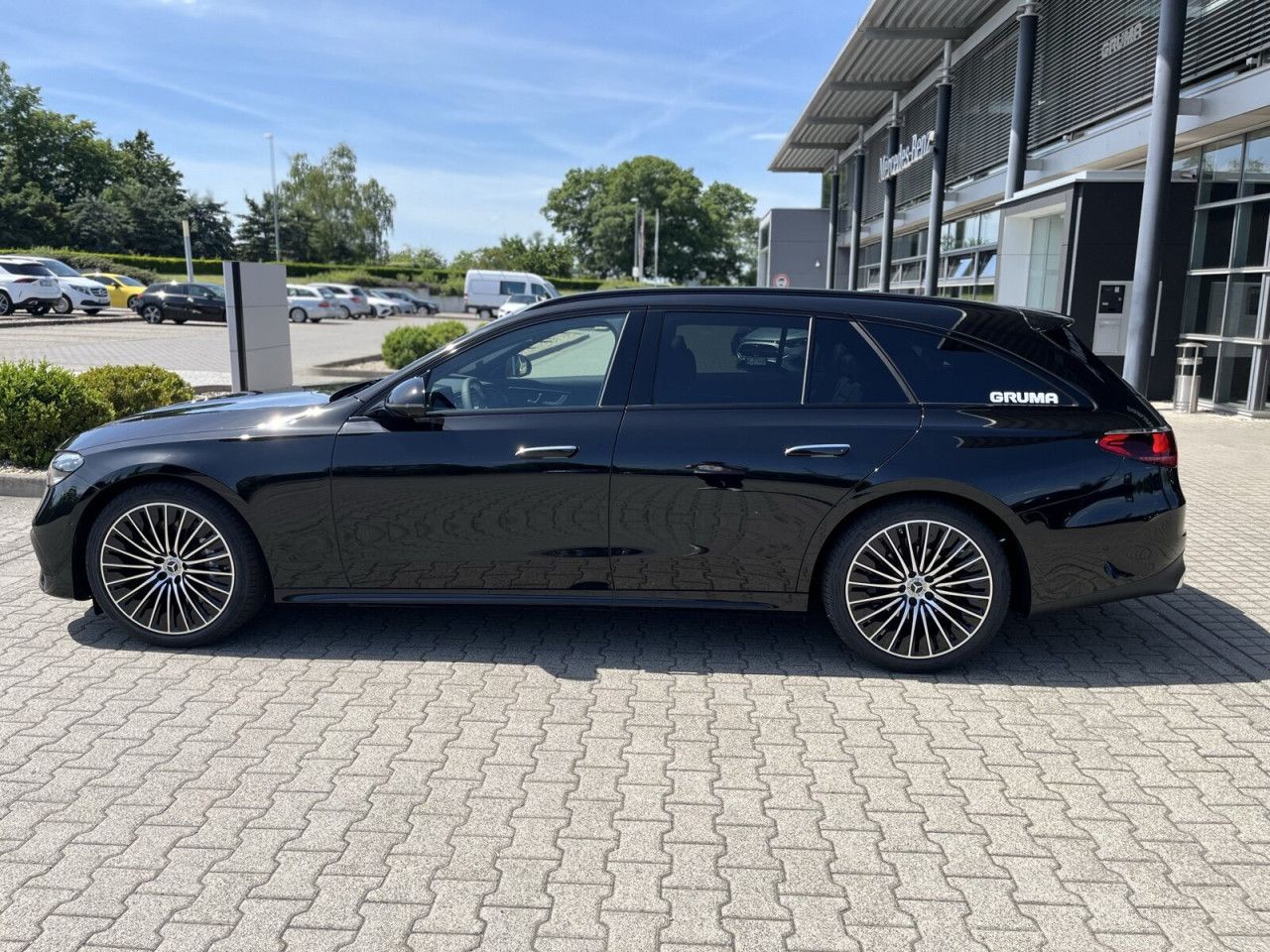 Mercedes-Benz E-Klasse – Bild 10