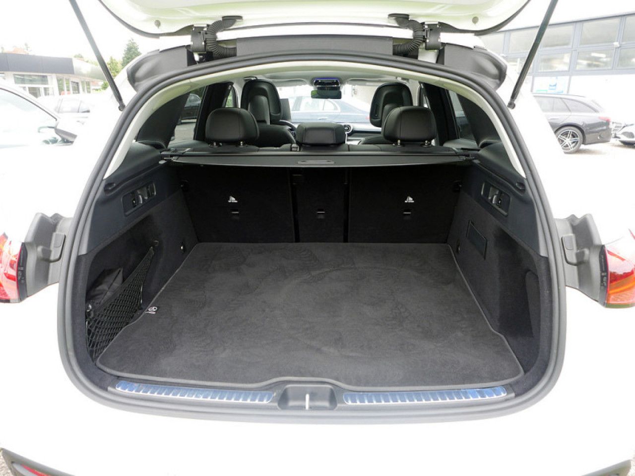 Mercedes-Benz GLC – Bild 11