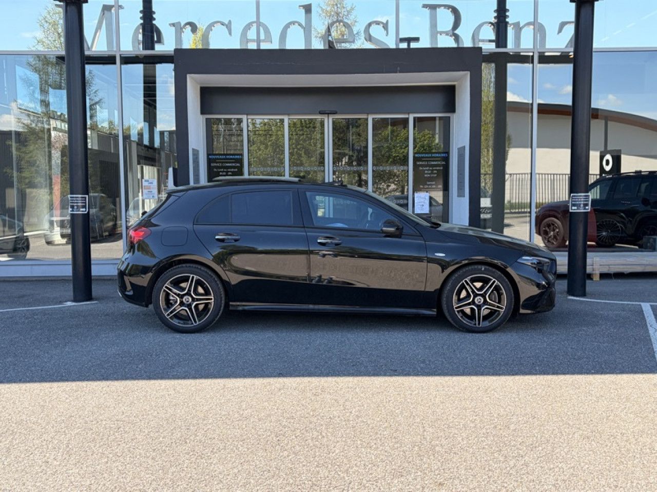 Photo du v&eacute;hicule 3 / 18