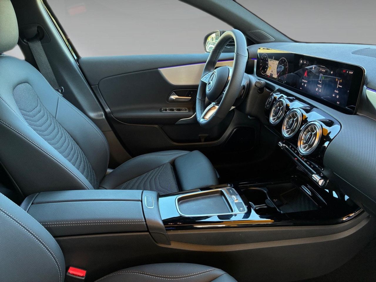 Mercedes-Benz A-Klasse – Bild 16