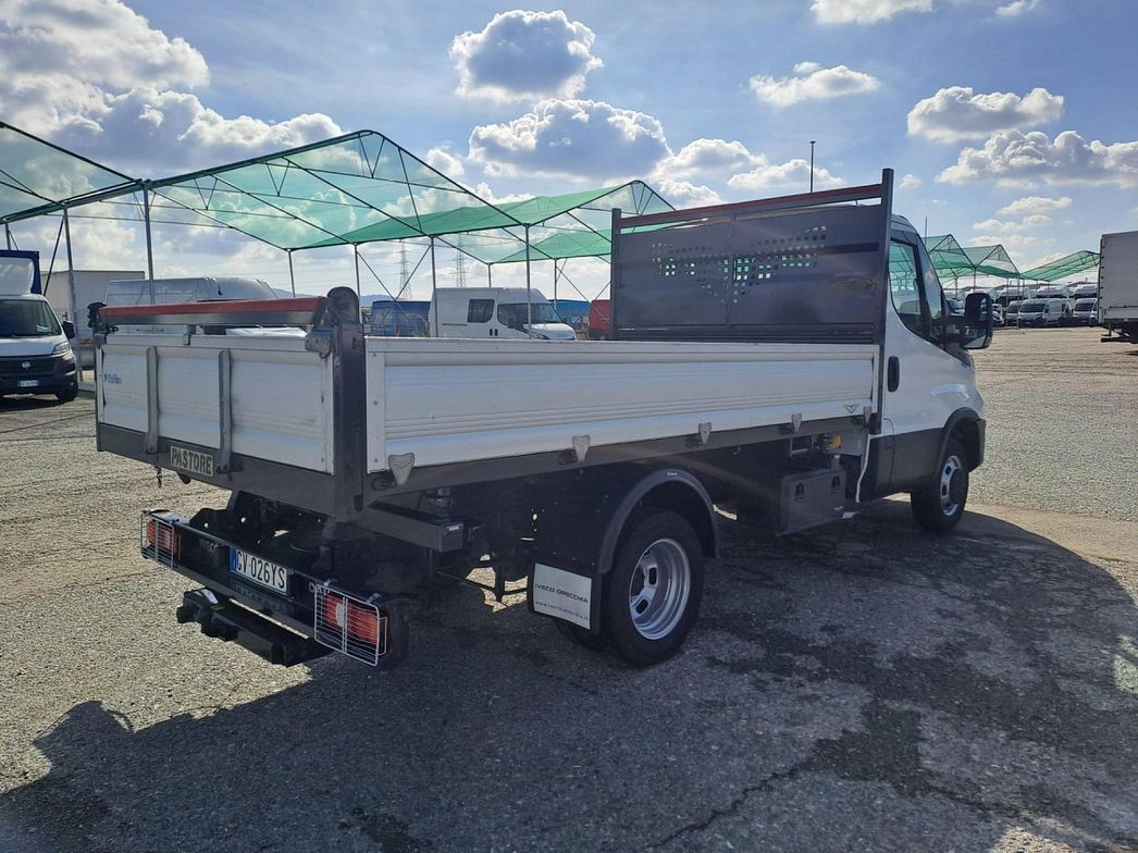IVECO | 35C18H