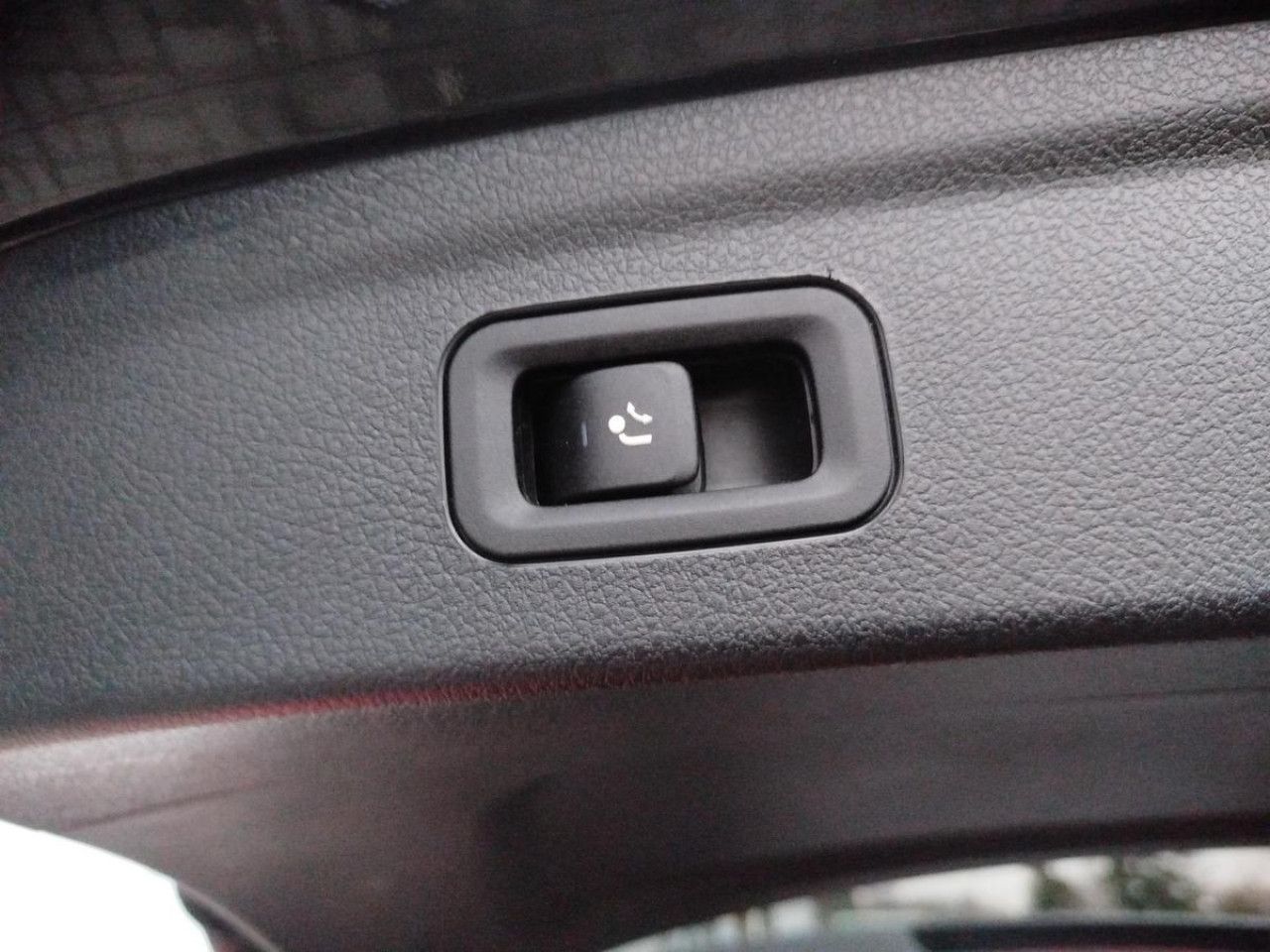 Zdjęcie pojazdu 13 / 28