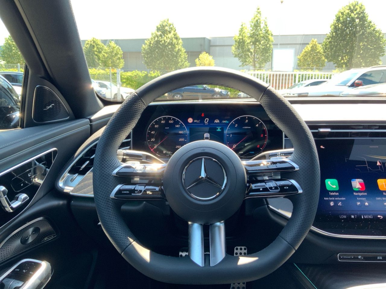 Mercedes-Benz E-Klasse – Bild 10