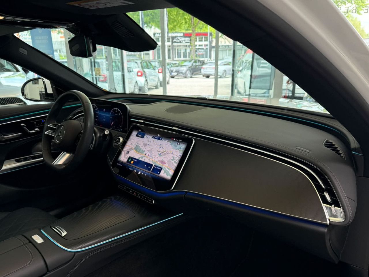 Mercedes-Benz E-Klasse – Bild 22
