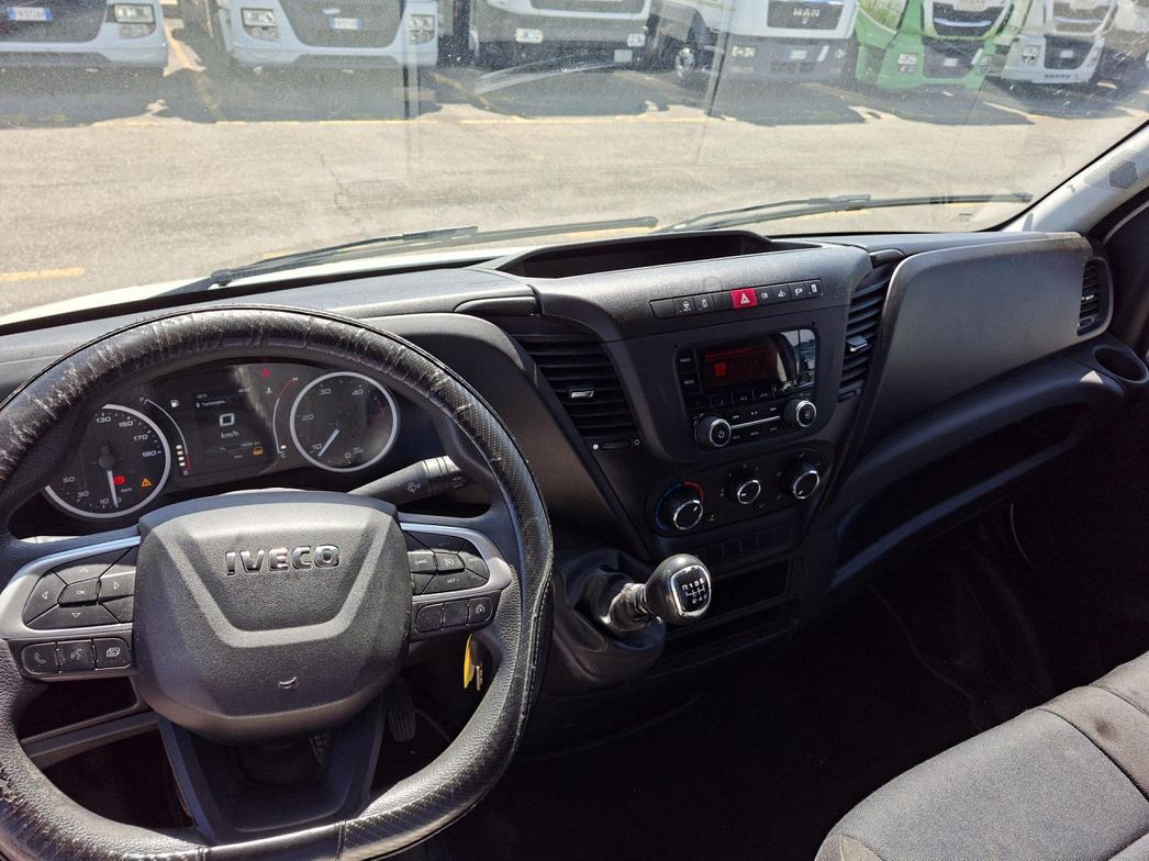 IVECO | 35S12