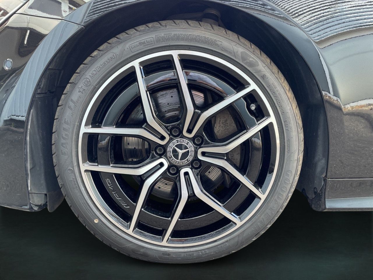 Mercedes-Benz E-Klasse – Bild 20