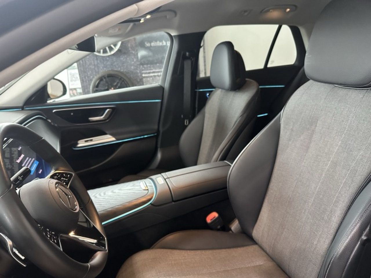 Mercedes-Benz E-Klasse – Bild 10