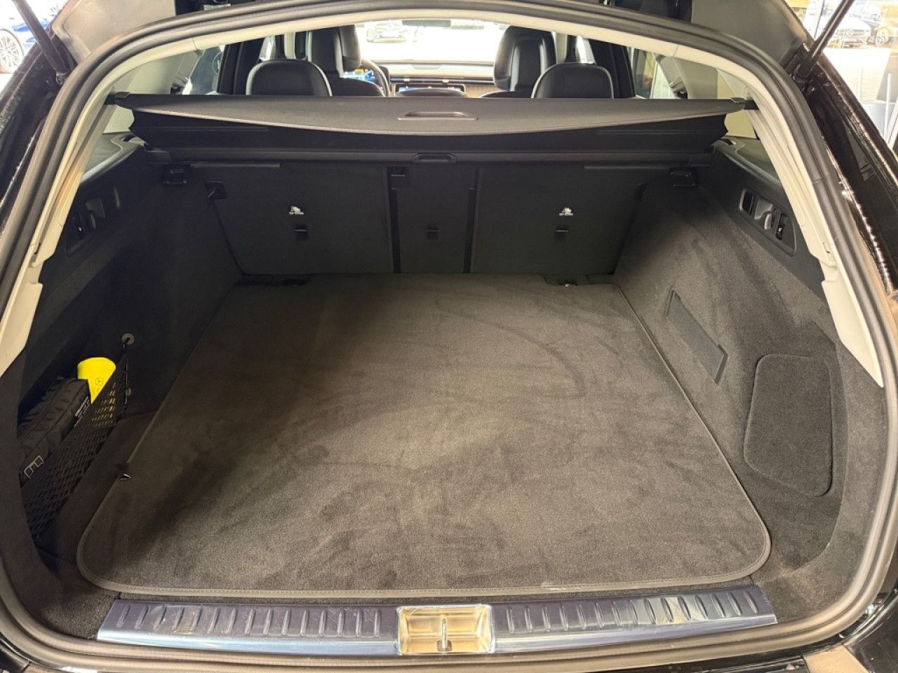 Mercedes-Benz E-Klasse – Bild 9