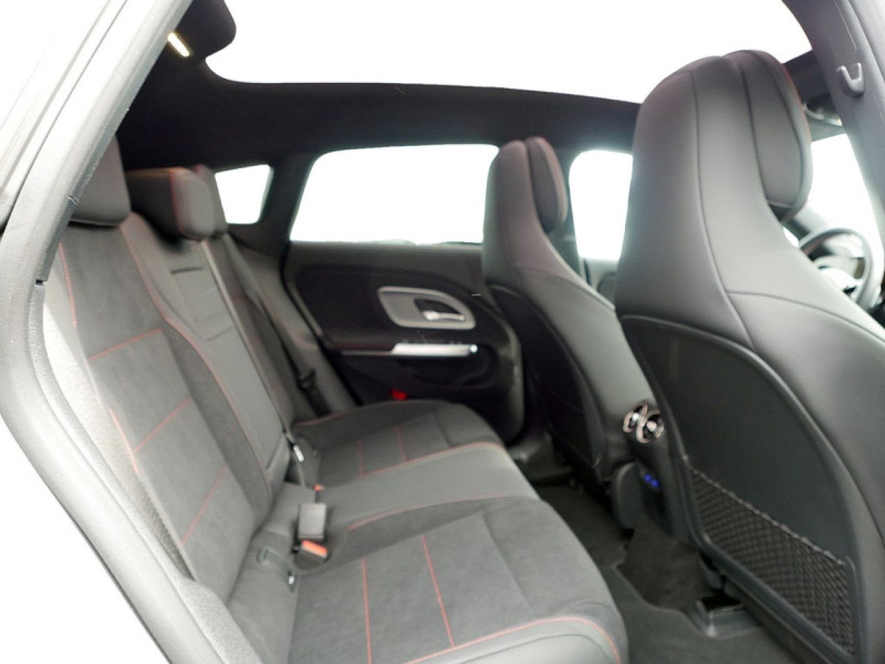 Mercedes-Benz CLA – Bild 6
