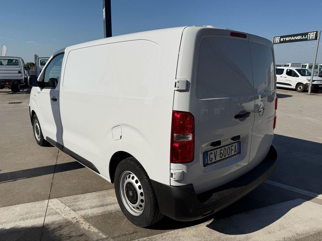 Opel | VIVARO 2.0 145 L2H1