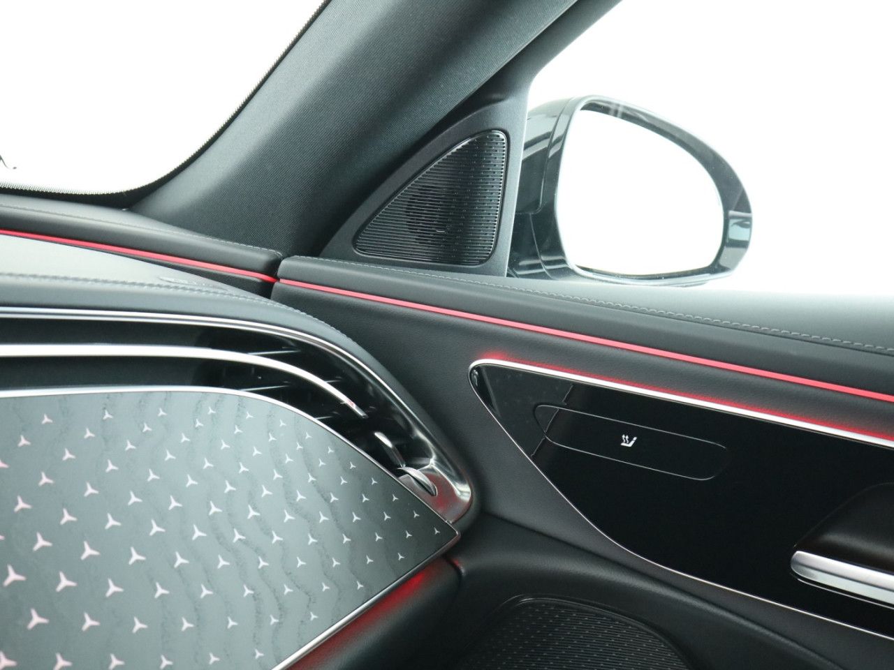 Mercedes-Benz E-Klasse – Bild 16