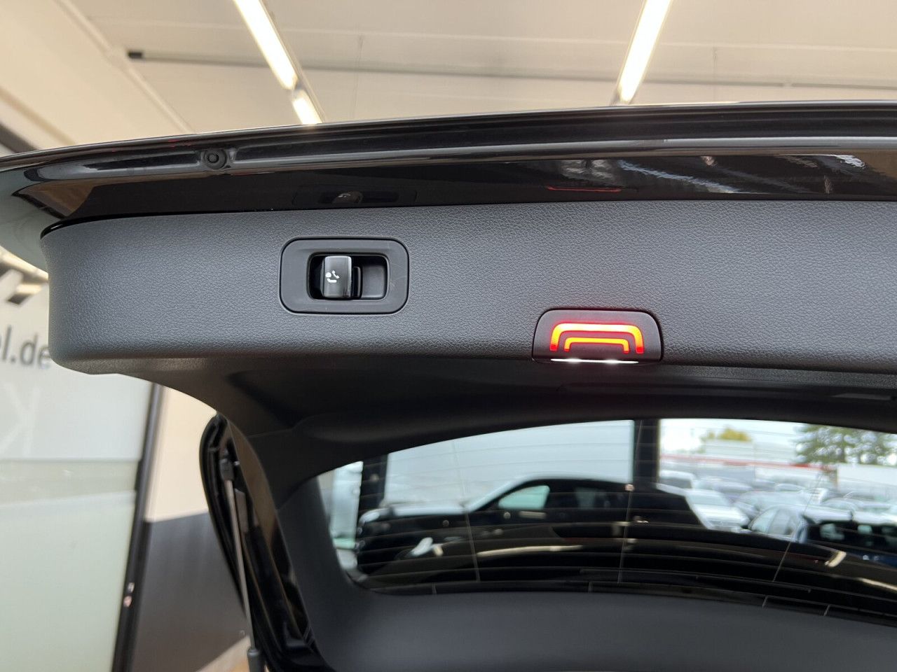 Mercedes-Benz E-Klasse – Bild 7